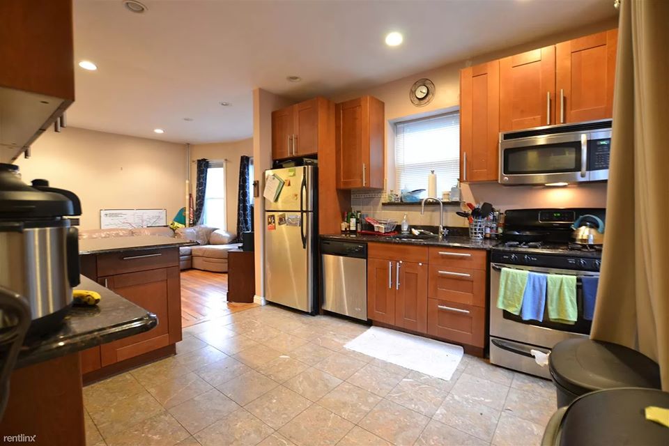 8 Montfern Ave, Oak Square