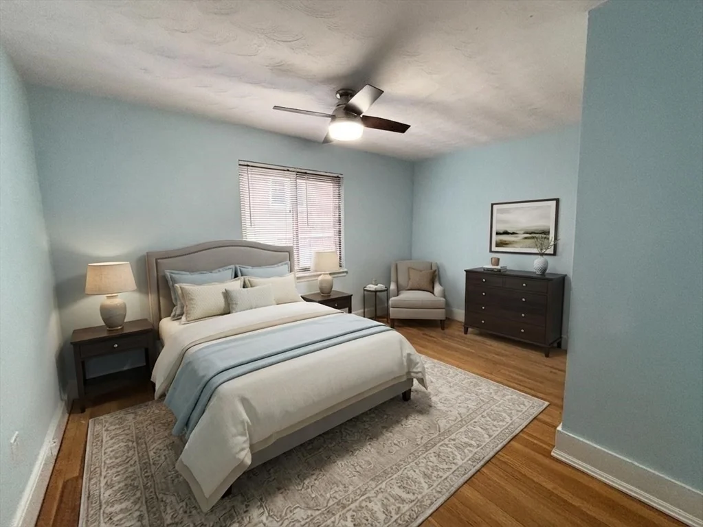 9 Reservoir Rd, Chestnut Hill