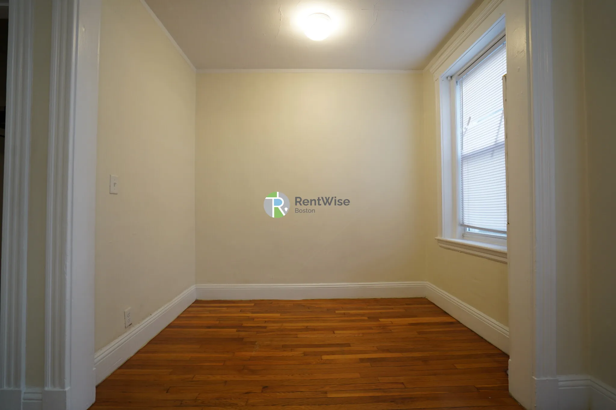 1185 Boylston St, Fenway