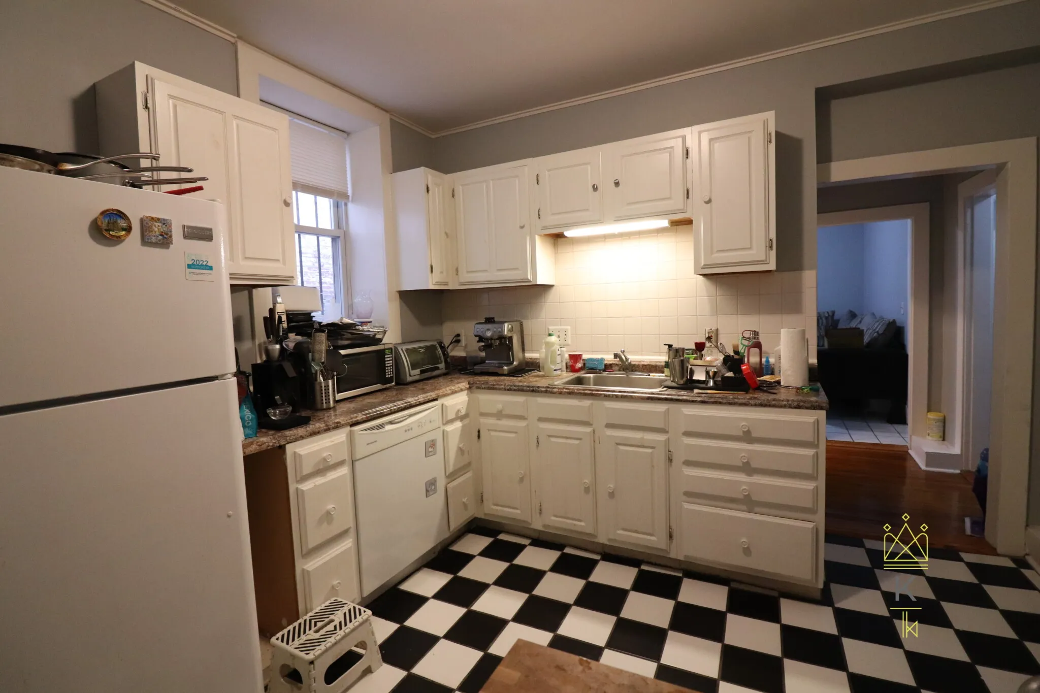 136 Pleasant St, North Brookline