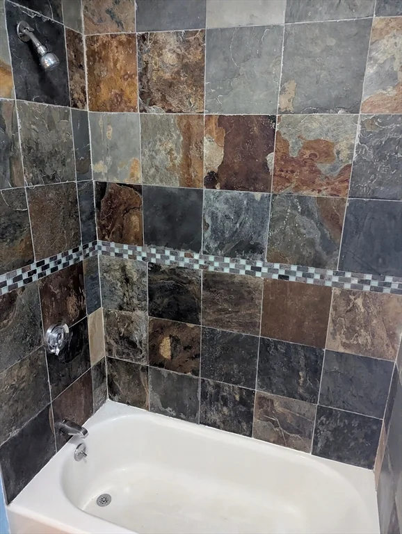 176 Hillside, Mission Hill