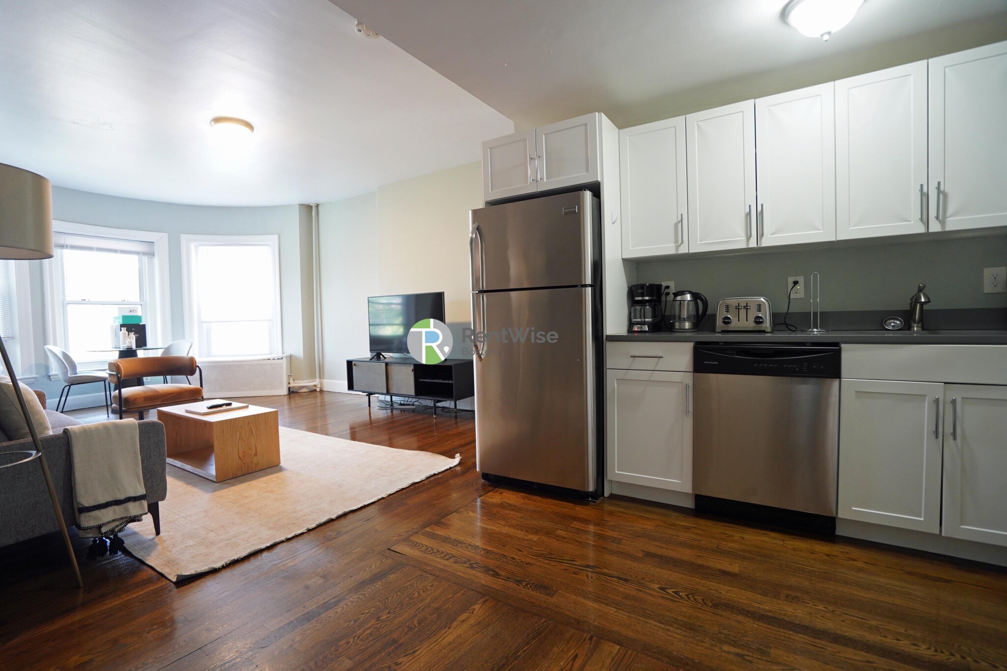 45 Carlton St, Longwood