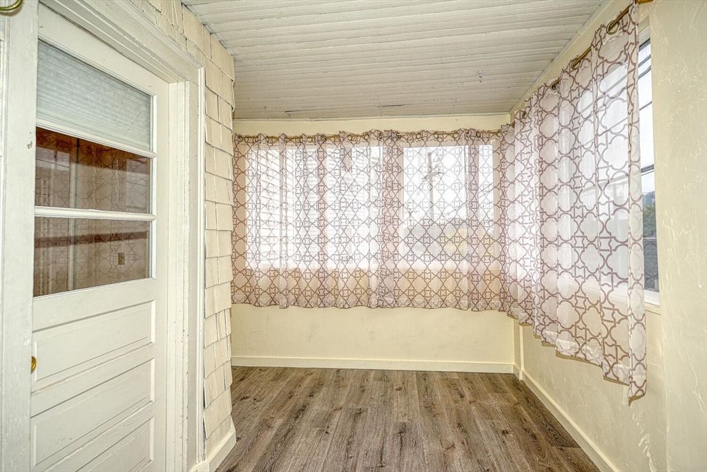 91 Arlington St, Watertown