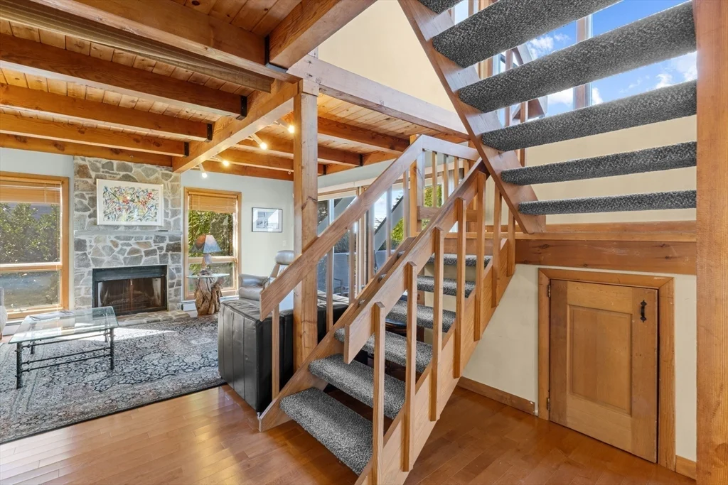 2 Windward Way, Sconticut Neck