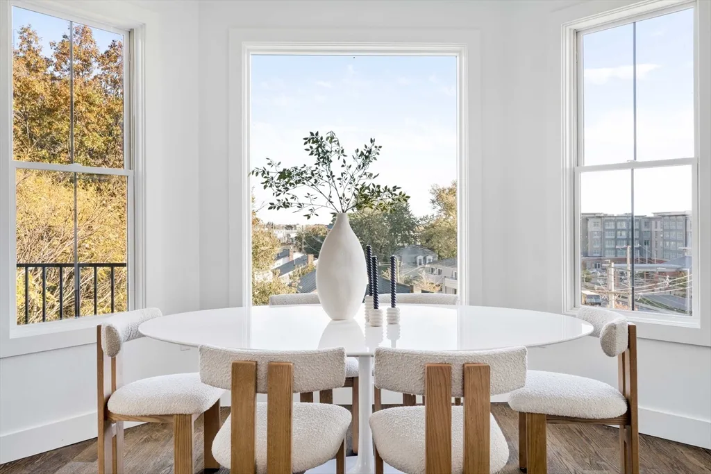 133 Boardman St, East Boston