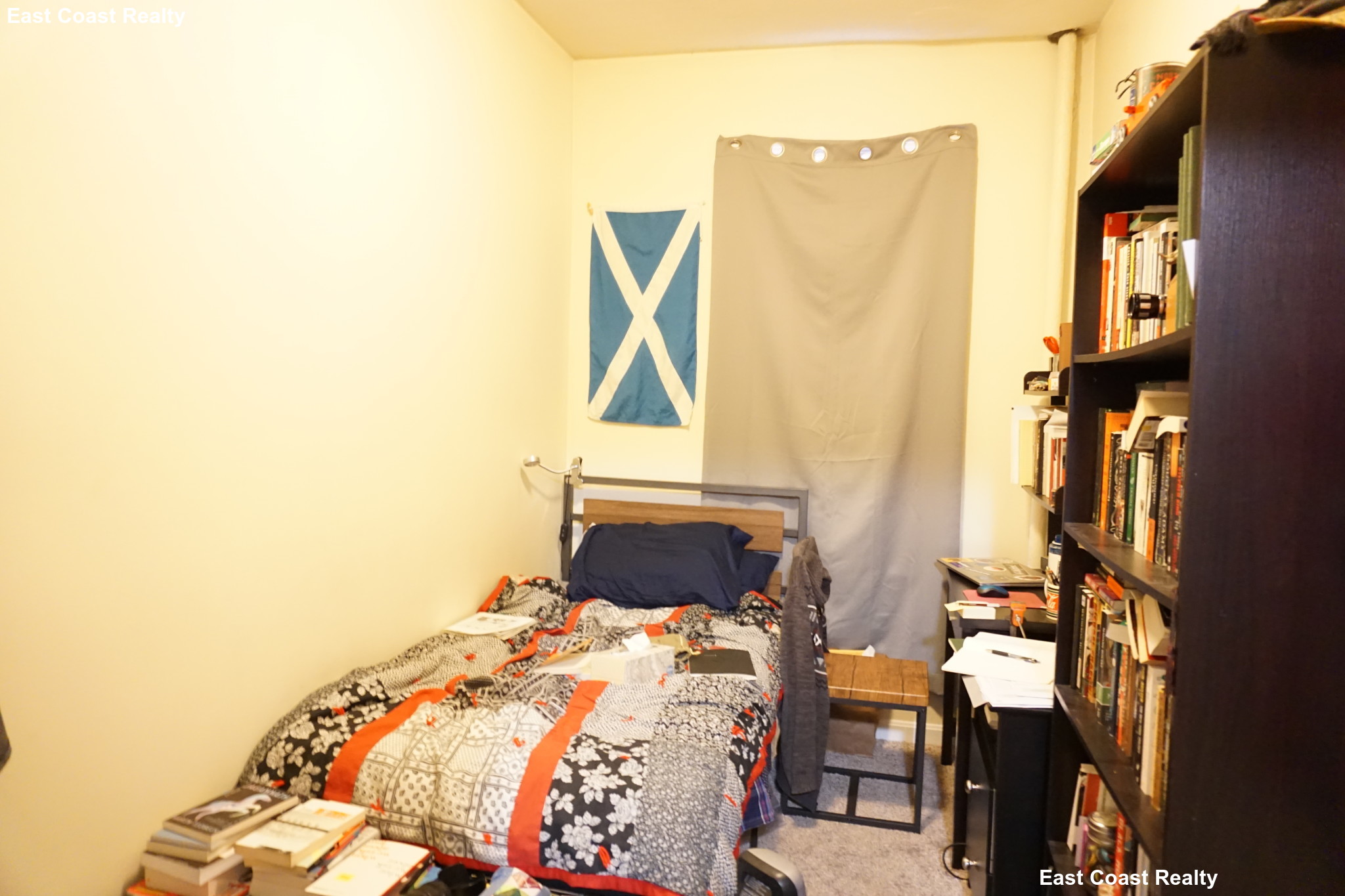 12 Lorraine Ter, Allston