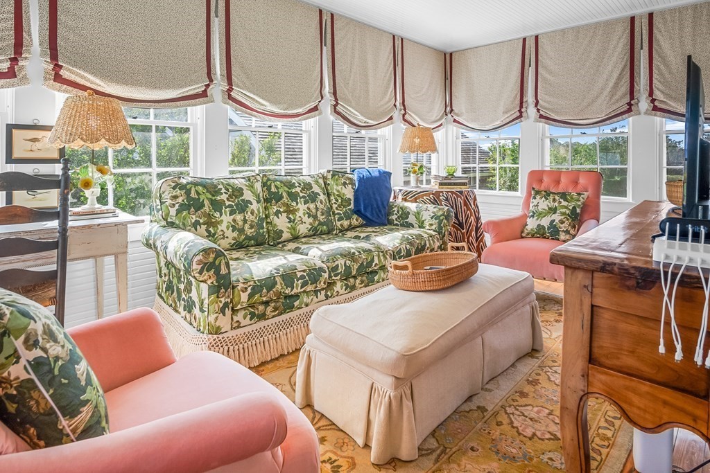 75 Baxter Rd, Nantucket