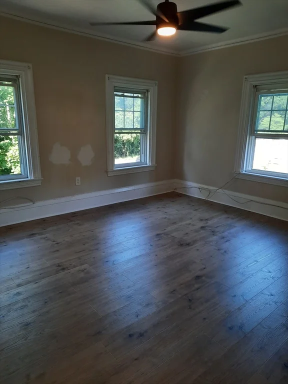 96 Main St, Kingston