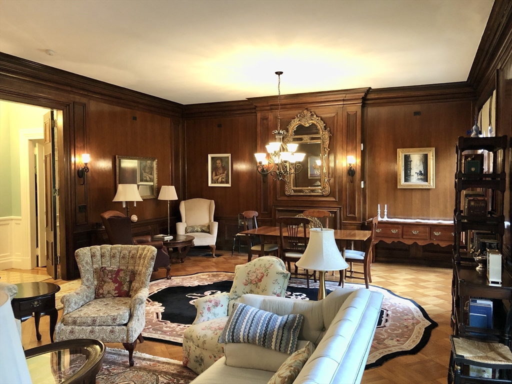 191 Marlborough St, Back Bay