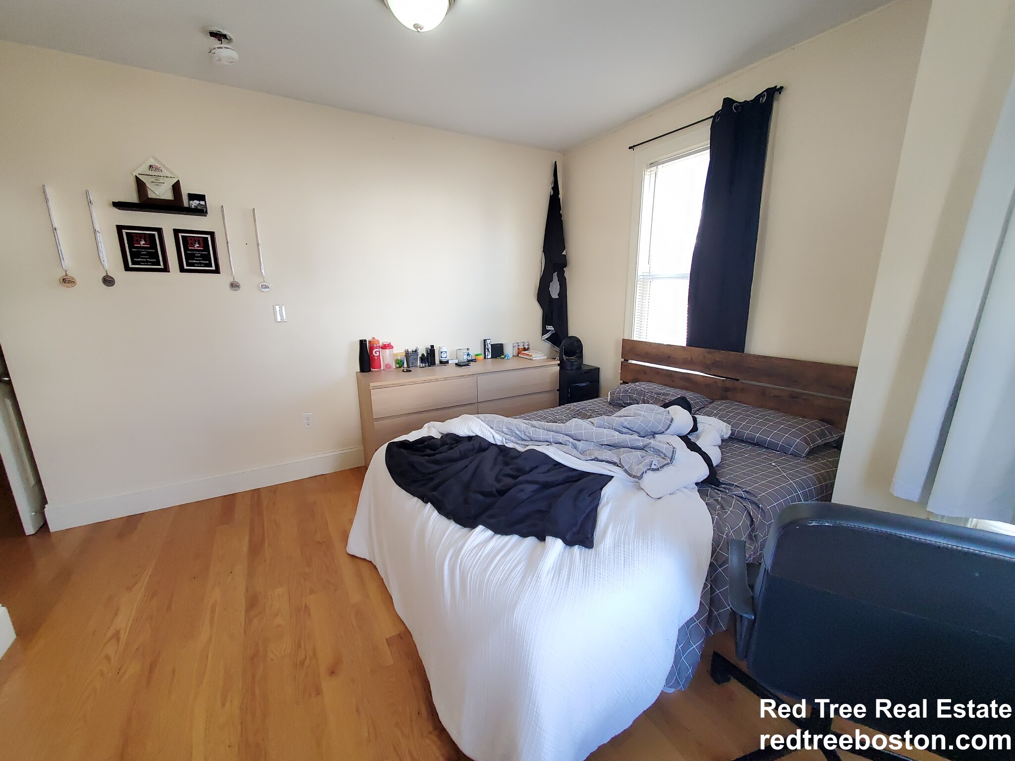 35 Pratt St, Allston