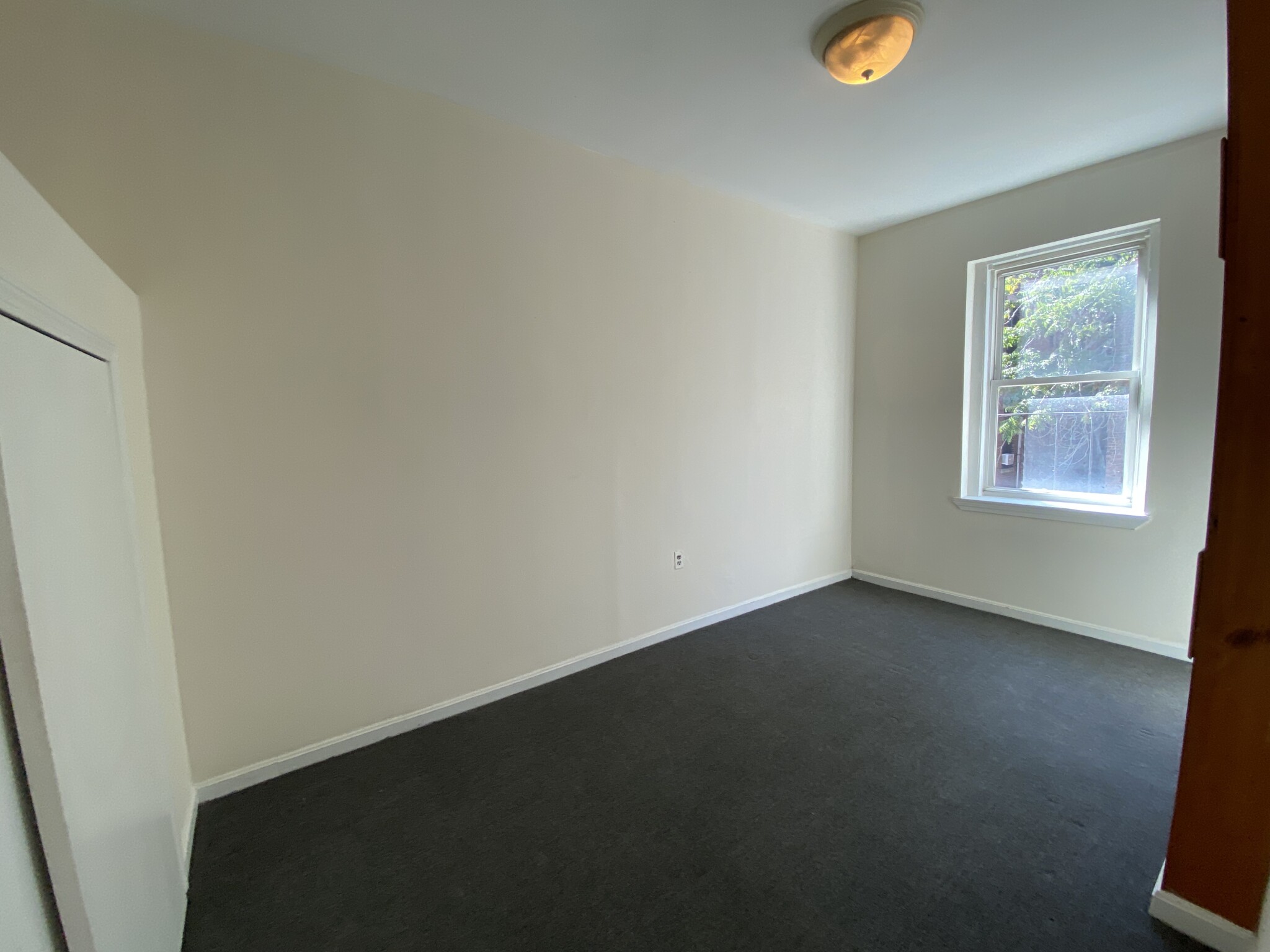 19 Aberdeen St, Fenway