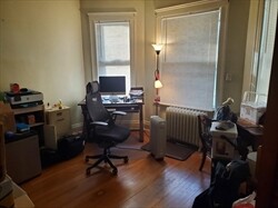 672 Centre St, Newton Corner