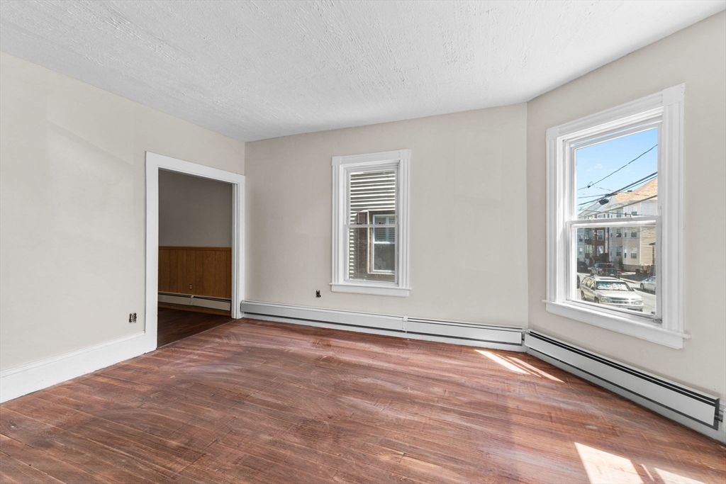 109 Davis St, New Bedford