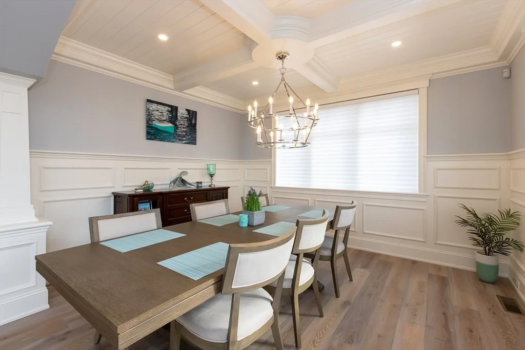 25 Cushing Ave, Crow Point