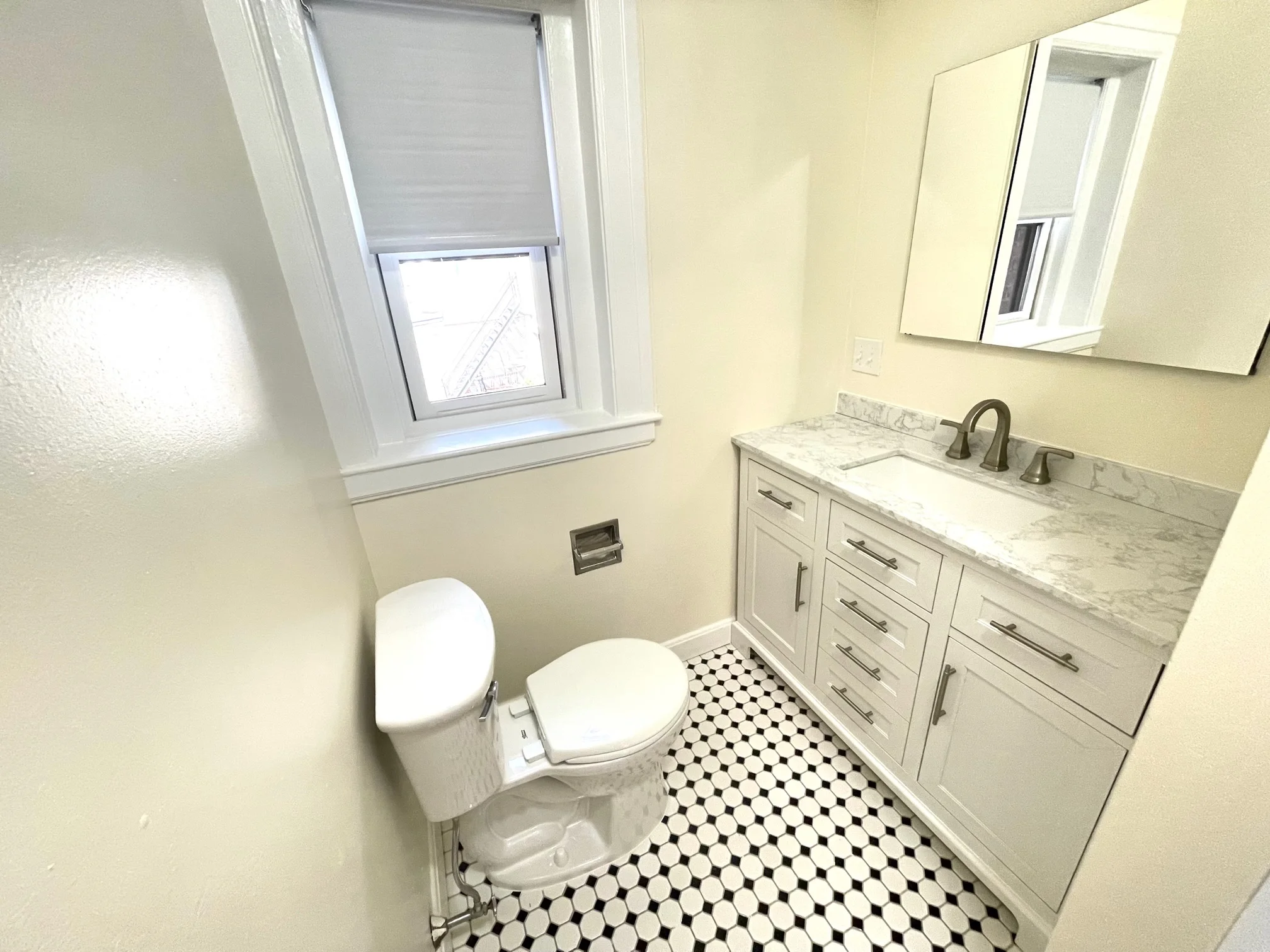 1209 Beacon St, Coolidge Corner