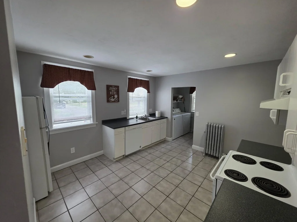 318 Summer St, Bridgewater