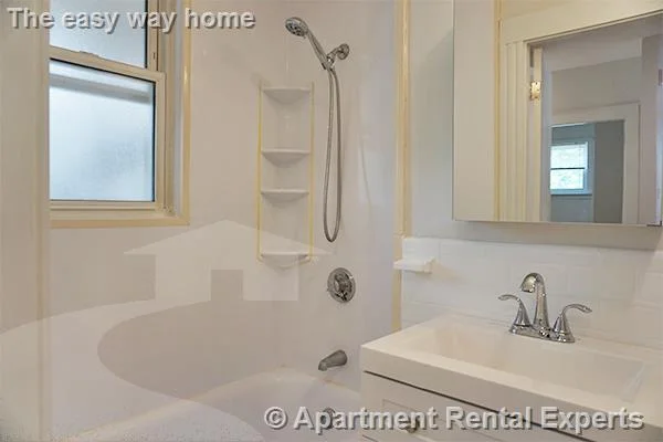 2 Ivaloo St, Porter Square