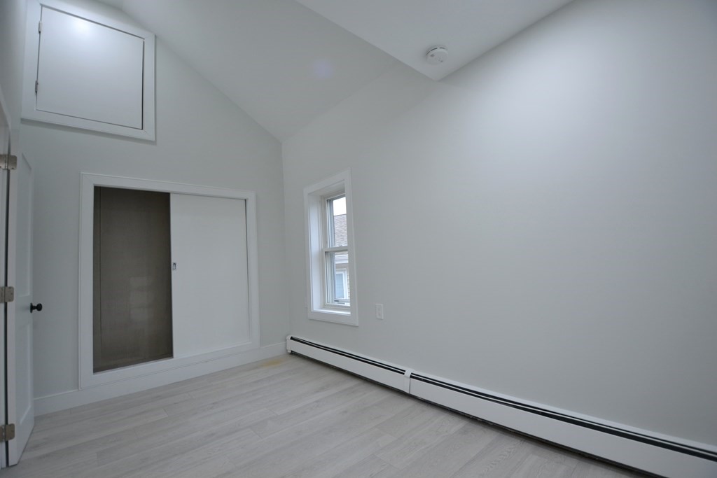 15 Avalon St, Revere