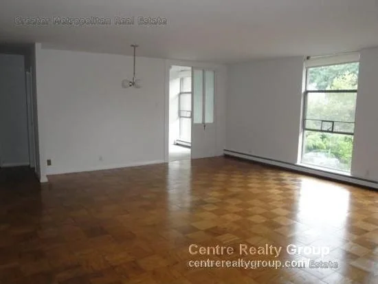 30 Gardner Rd, Brookline