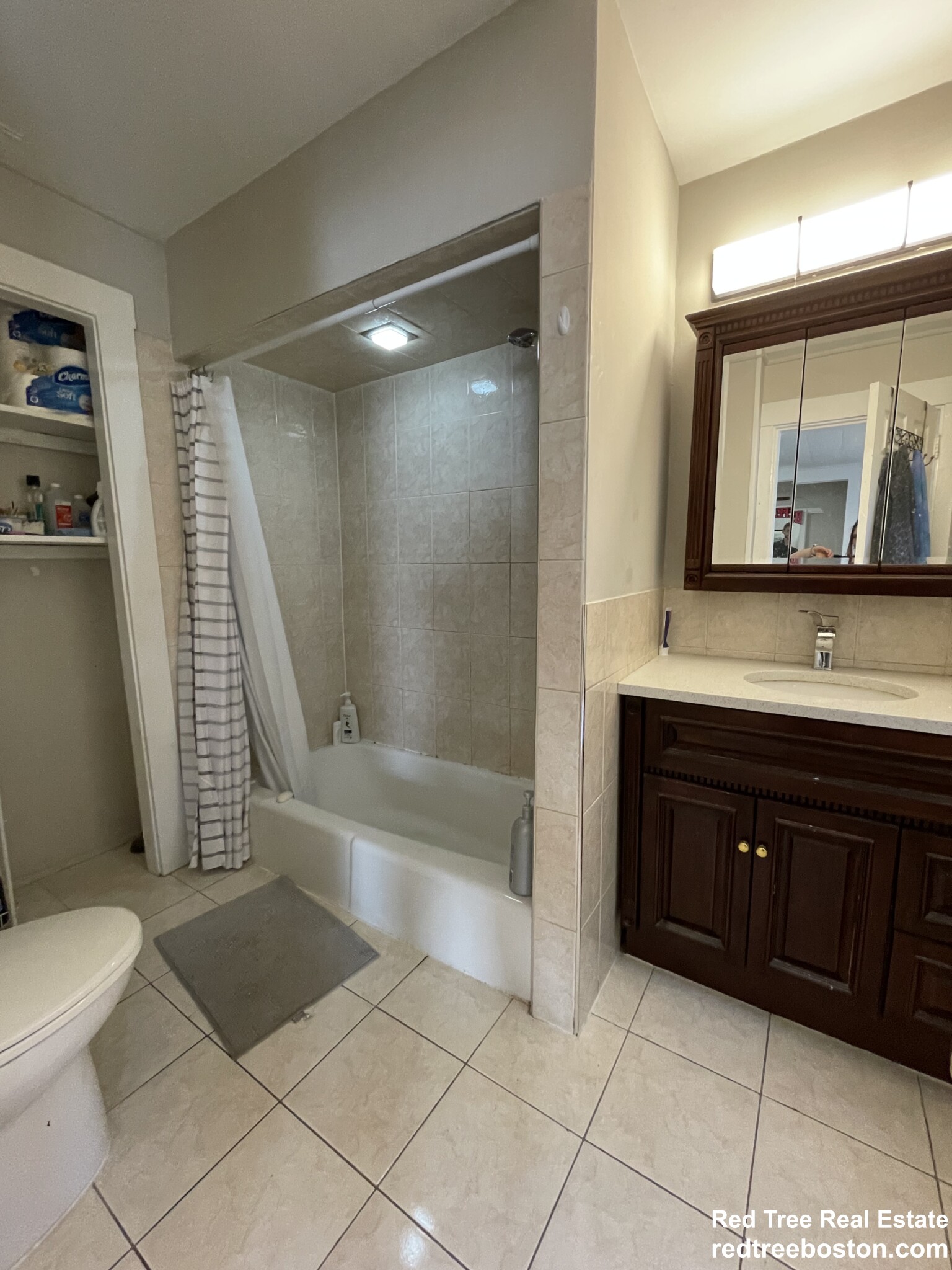 2 Lexington St, Woburn