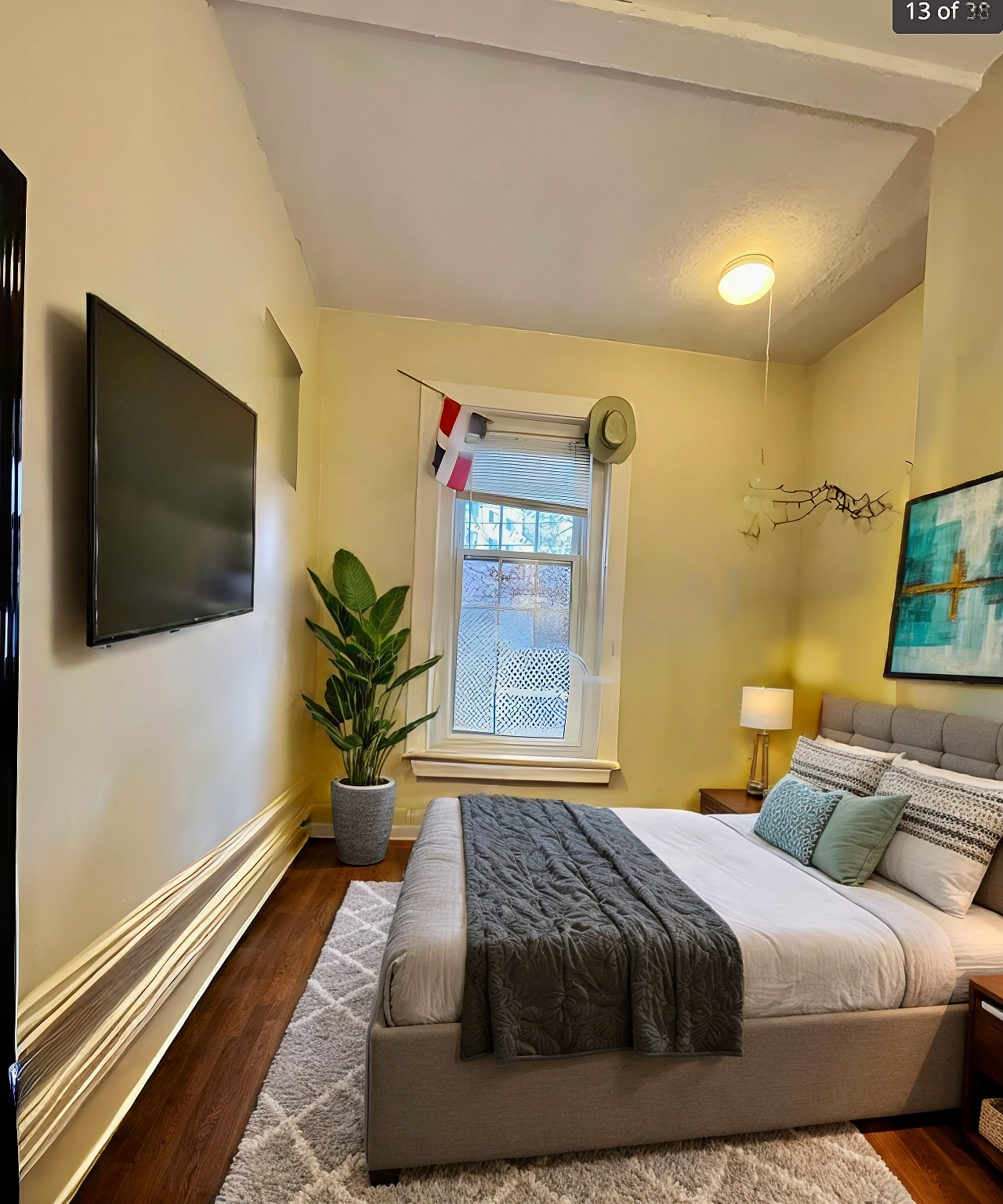 186 Naples Rd, Brookline