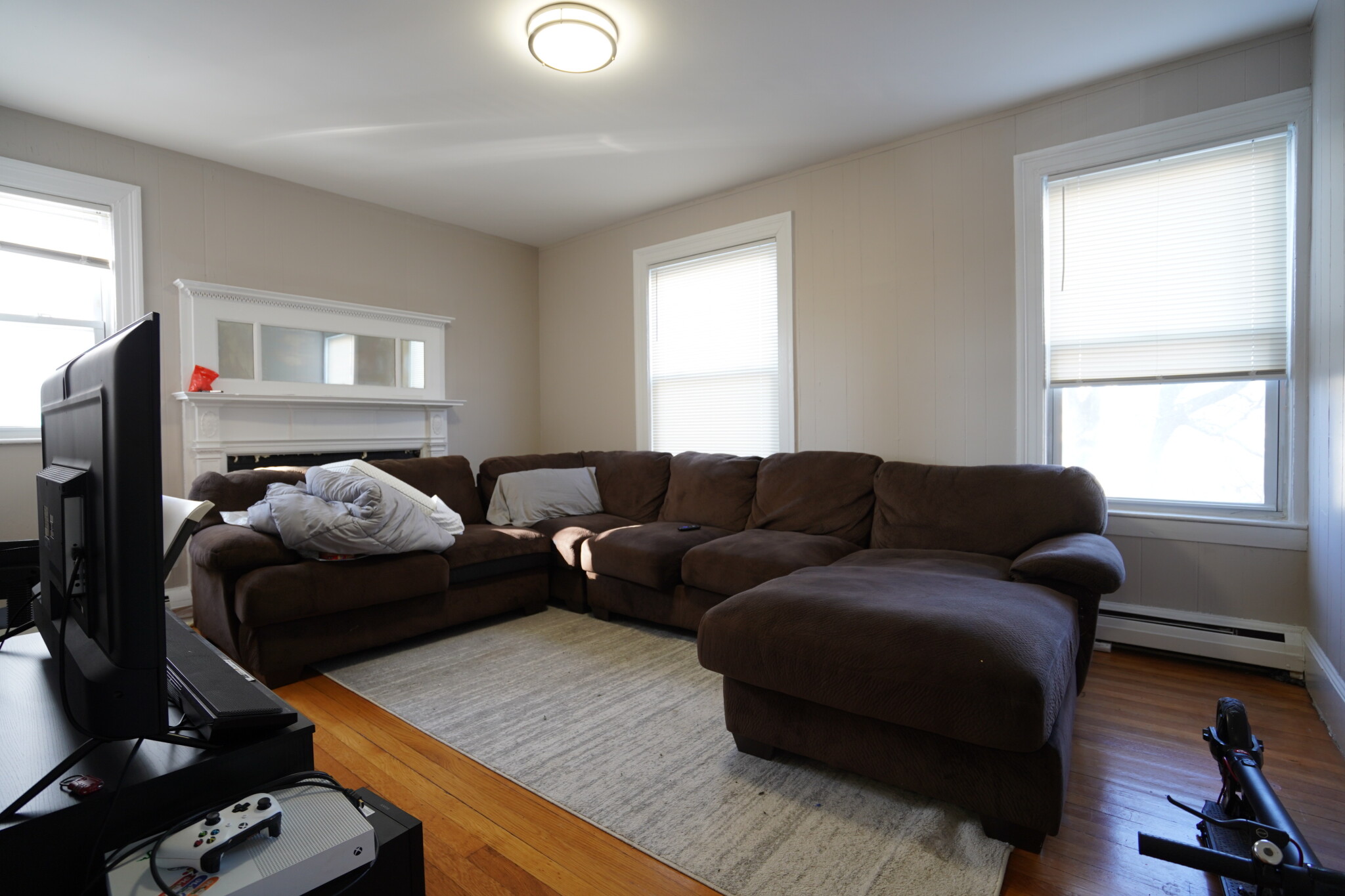 2 Ashford Ct, Allston