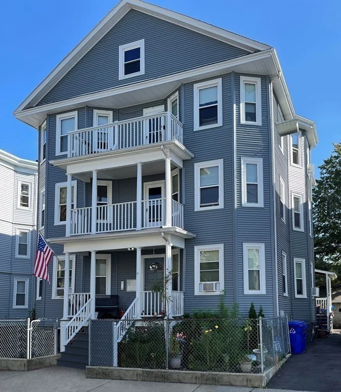 19 Montfern Ave, Brighton