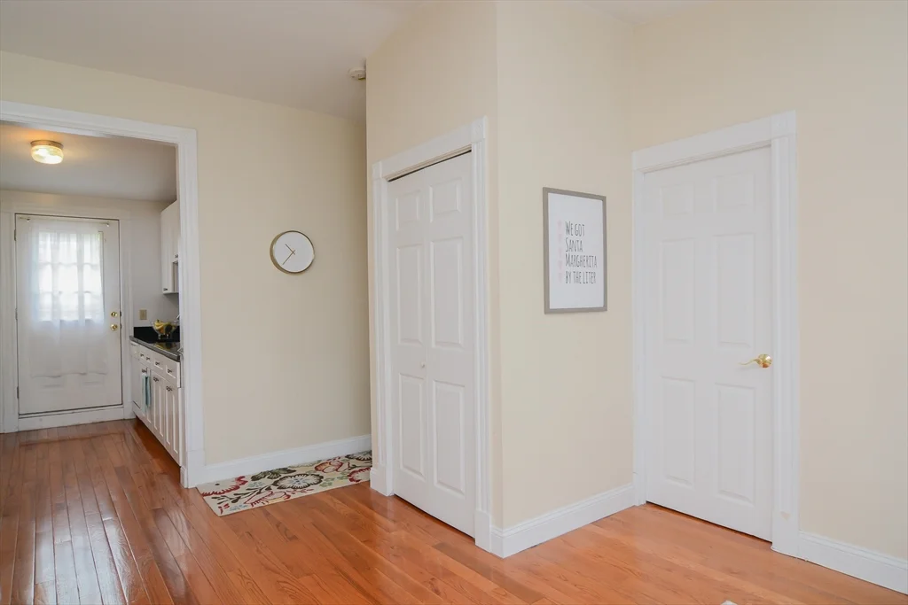 546 East 8th St, South Boston
