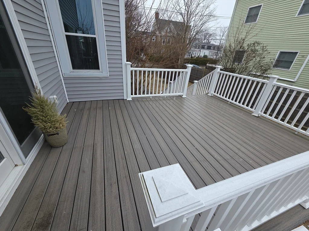 84 Dudley St, Medford