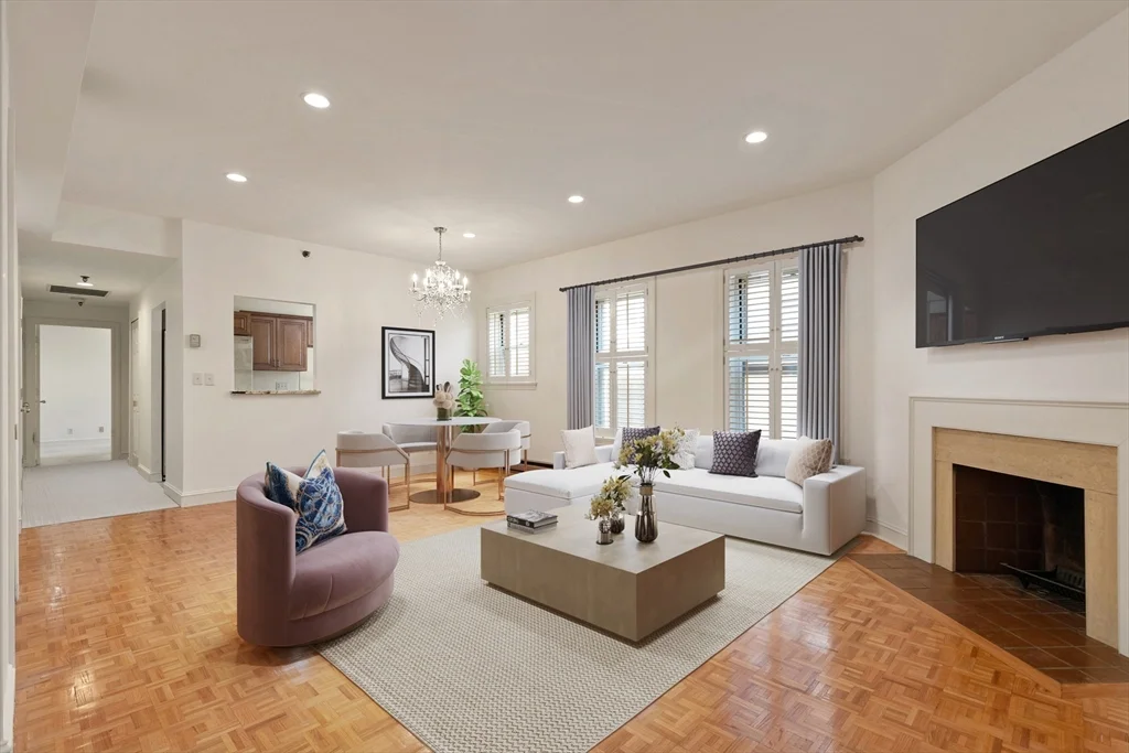 416 Commonwealth, Back Bay