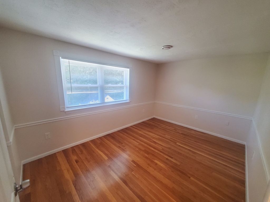 174 Pine St, Holbrook