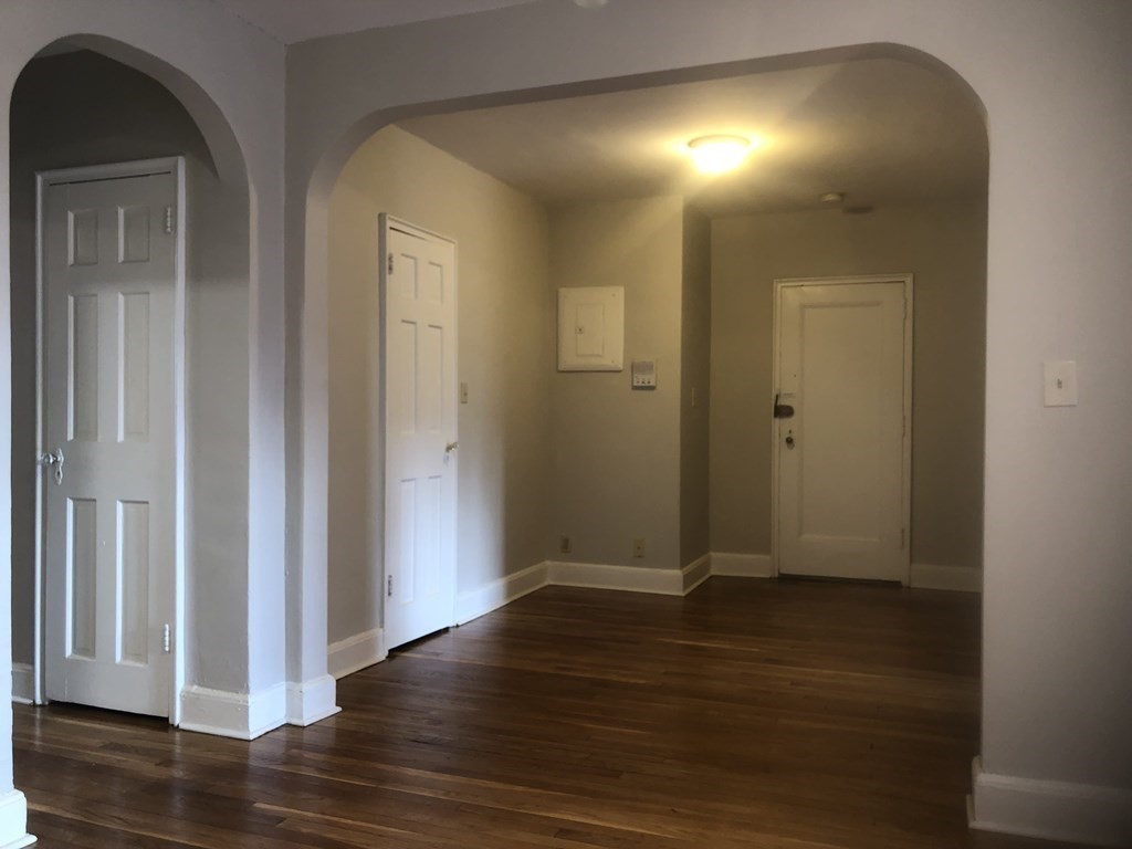 24 Concord Ave, Harvard Square