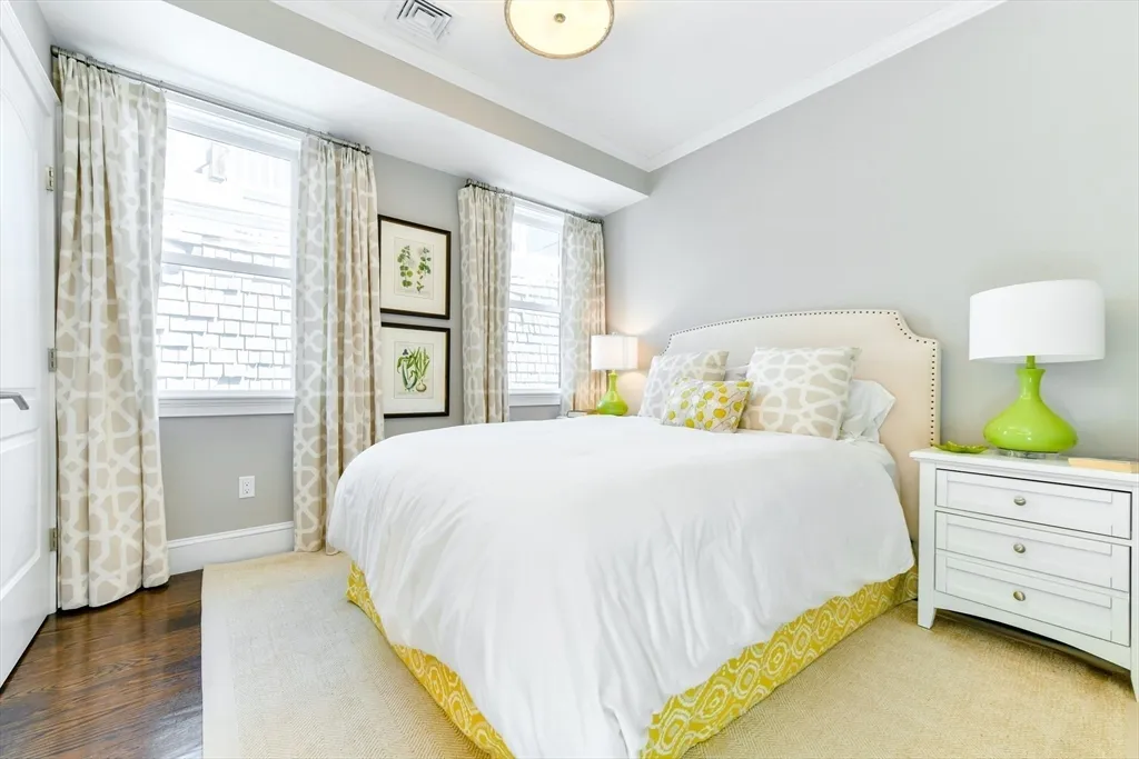 846 East Broadway, South Boston