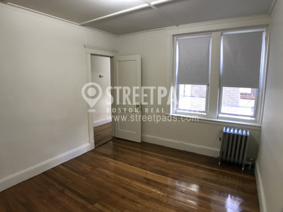 1175 Boylston St, Fenway