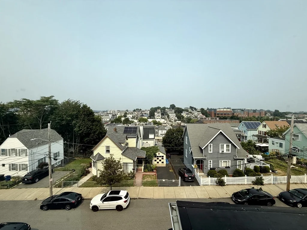 21 Oakland Ave, Everett