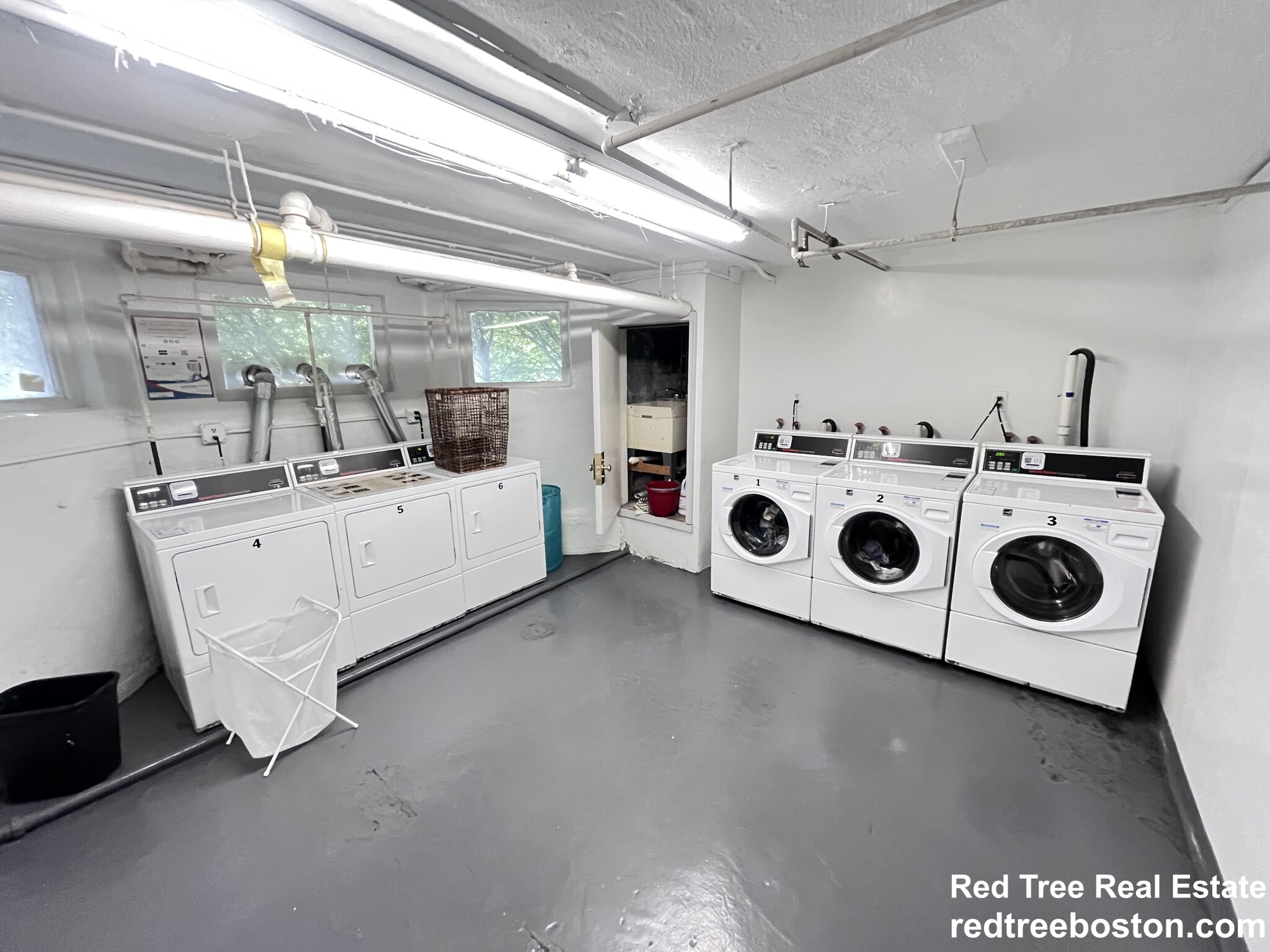 33 Lancaster Ter, Corey Hill