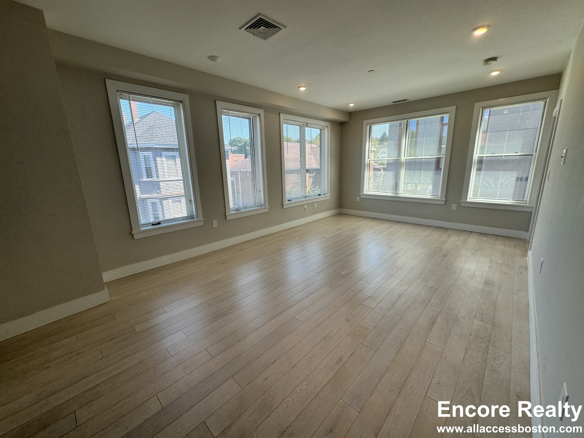 197 Green St, Jamaica Plain