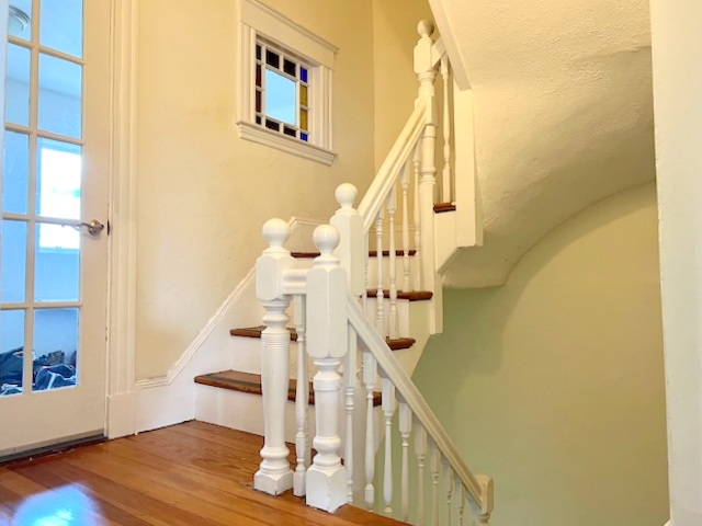 35 Rogers Ave, Powder House Square