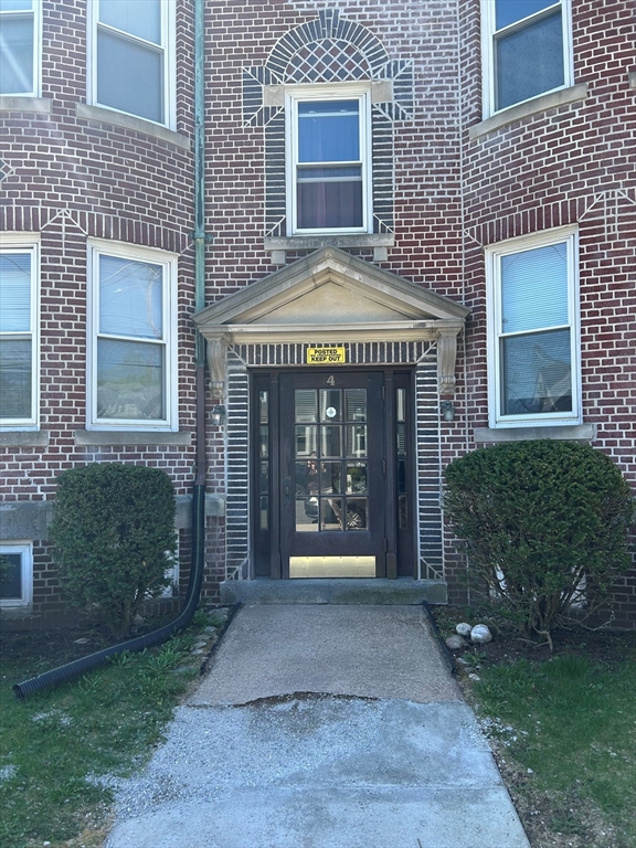 4 Brookline, Holyoke