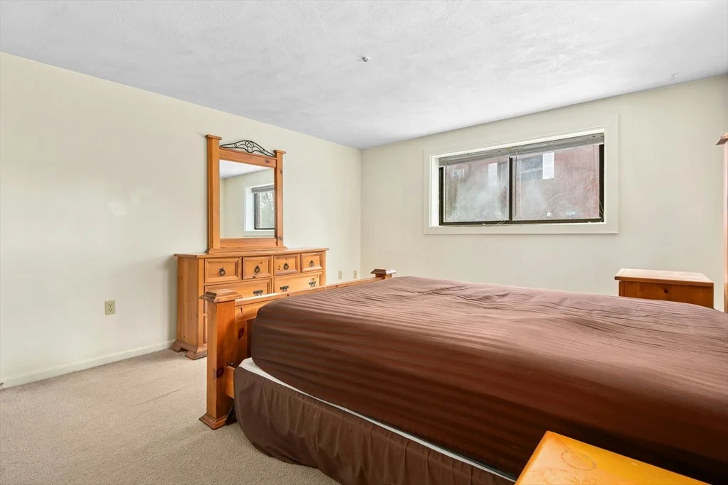 318 Codman Hill, Boxborough