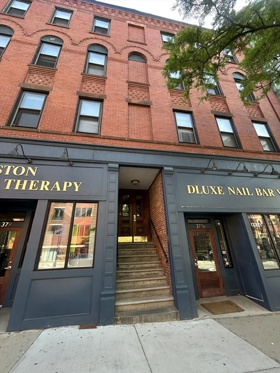 377 West Broadway, South Boston