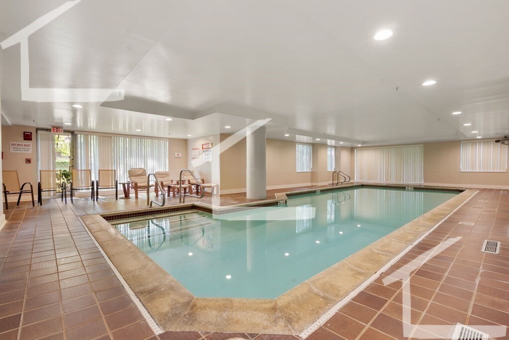 183 Oak St, Newton Upper Falls