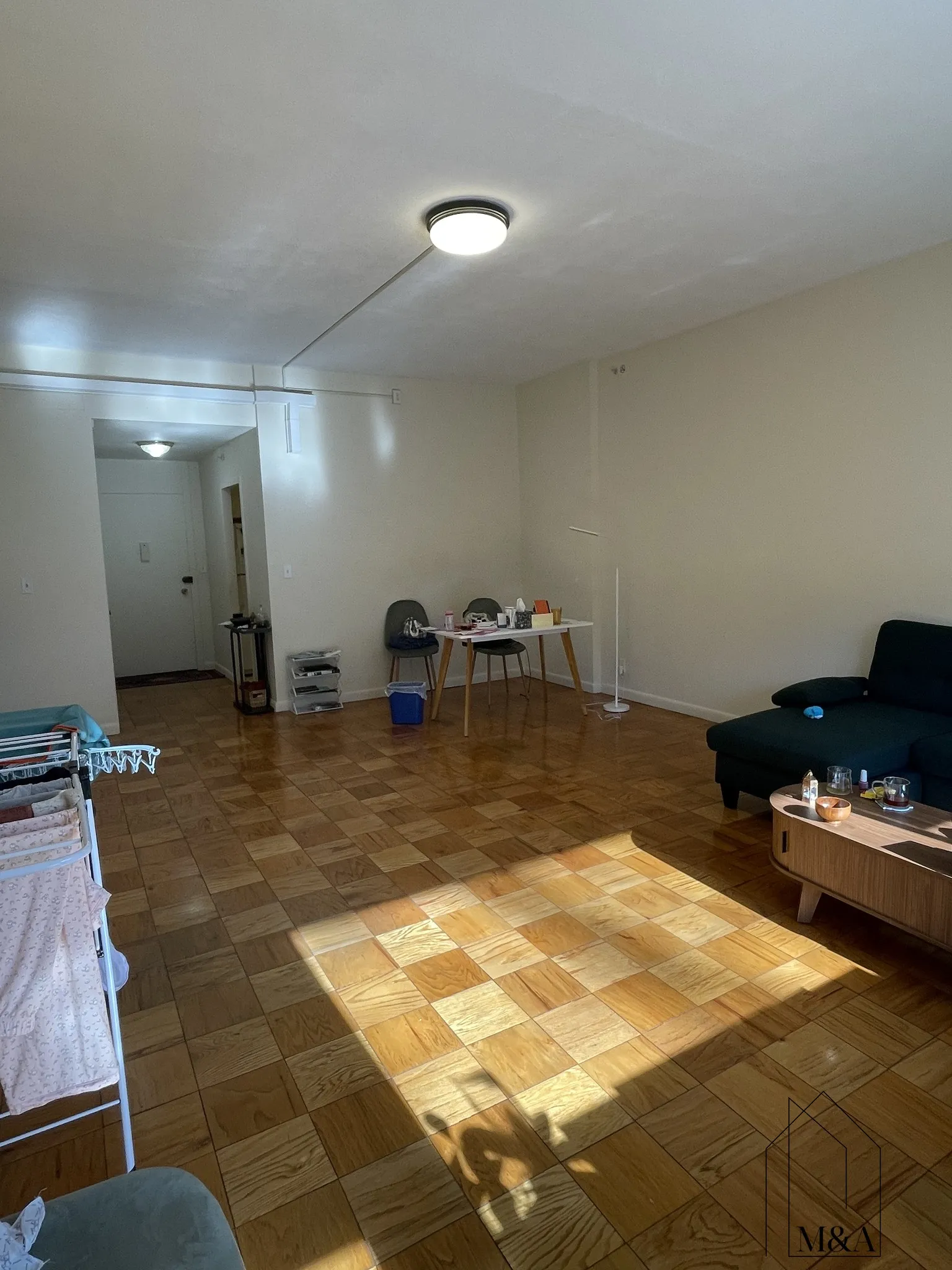 101 Monmouth St, Longwood