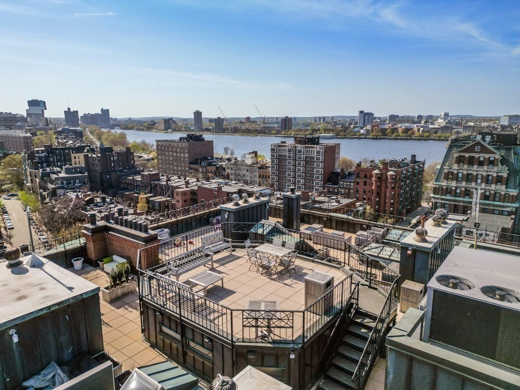 416 Marlborough St, Back Bay