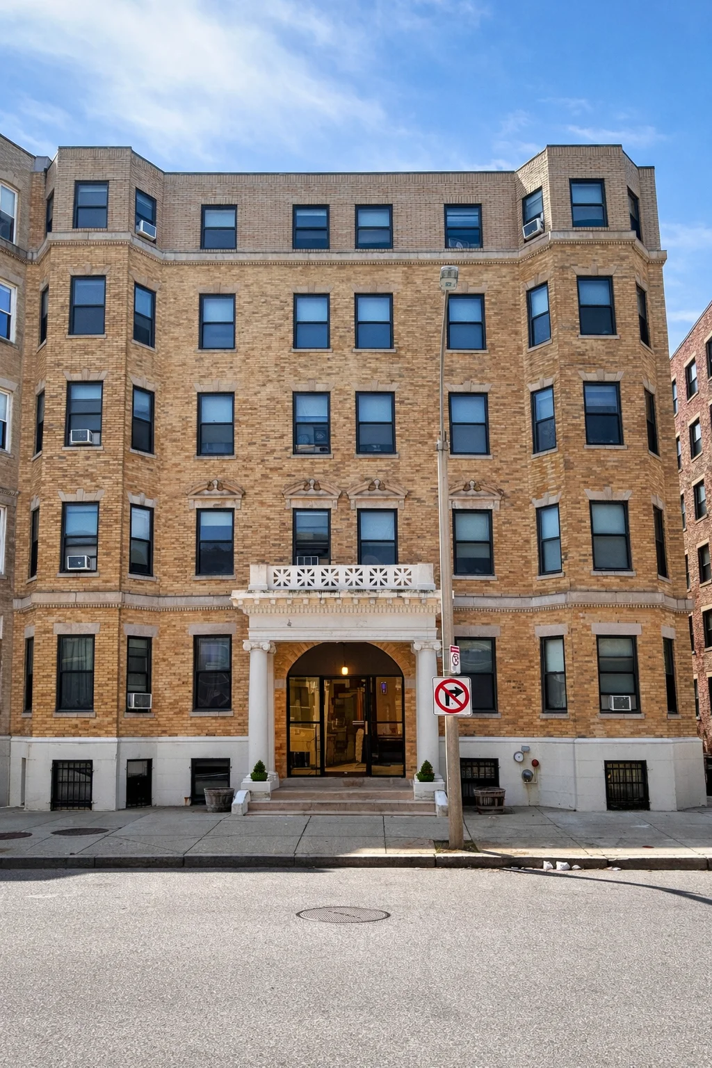 5 Royce Rd, Allston