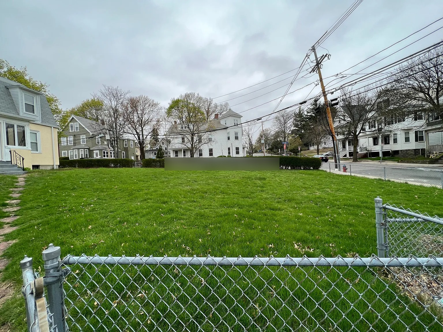 80 Curtis St, Tufts