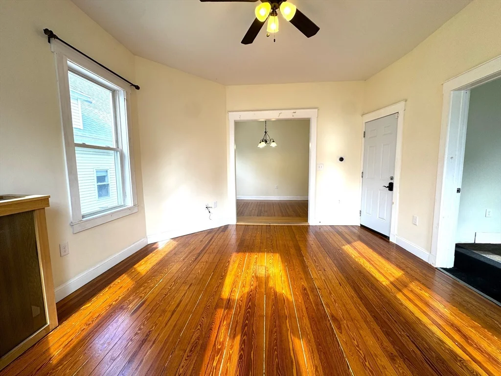 24 Weld Hill St, Jamaica Plain