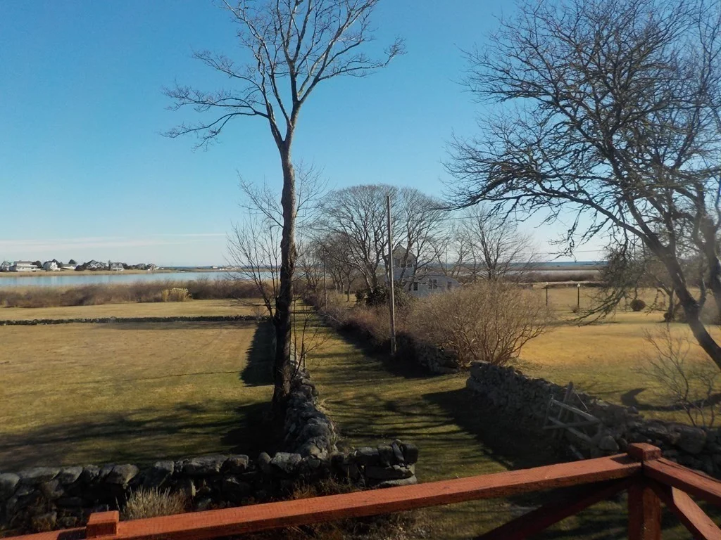 186 Brayton Point Rd, Acoaxet