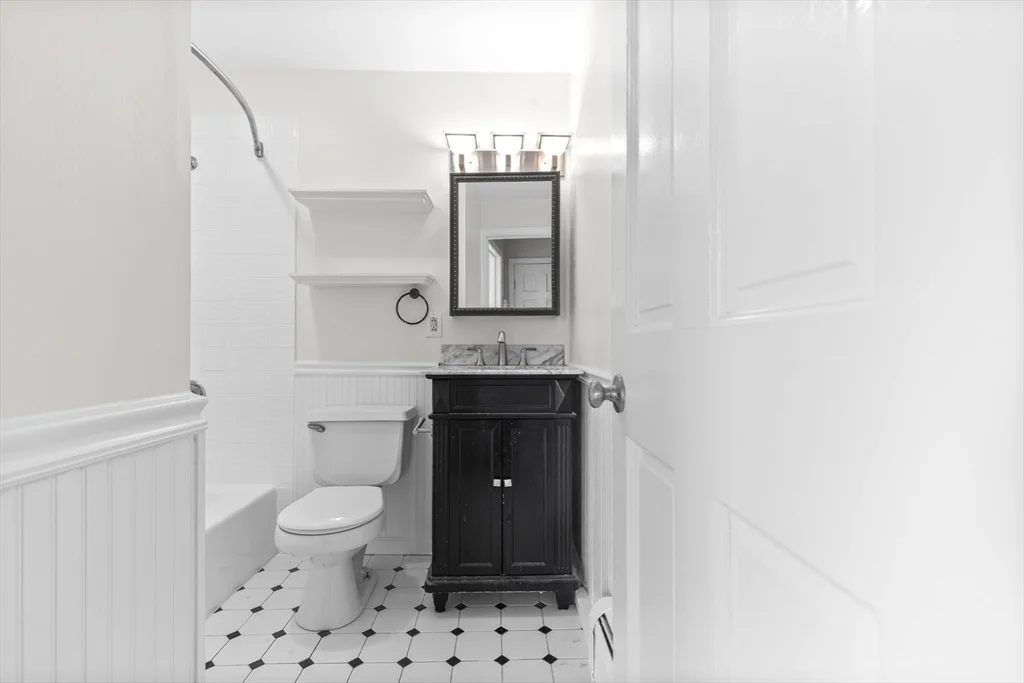 11 Thomas Park, South Boston