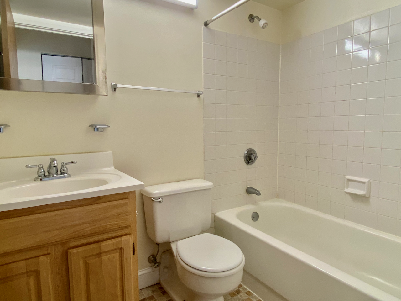 400 Massachusetts Ave, South End